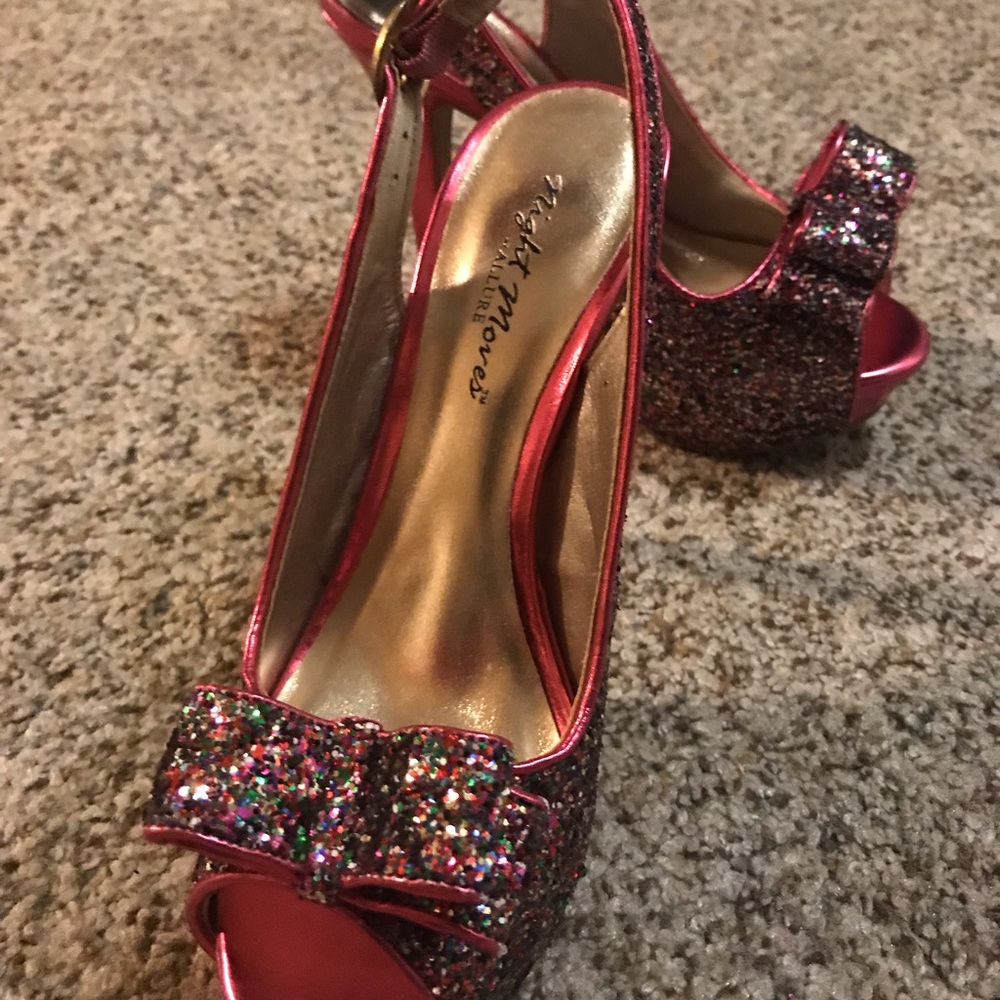 Gorgeous dress shoes!